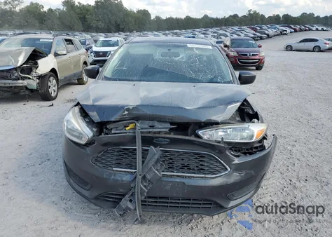 2018 Ford Focus Se z USA, uszkodzony, nr VIN 1FADP3K26JL275083